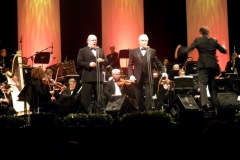 sldr_Performing_with_Jose_Carreras_March_2009